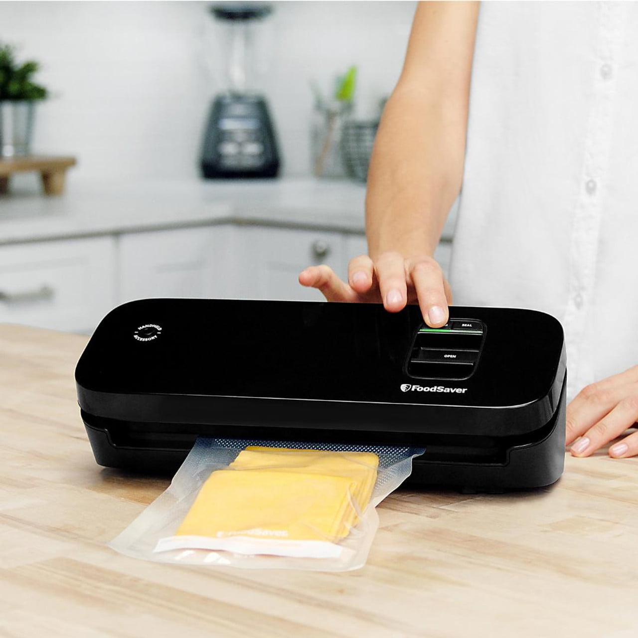 2083427-4--1-__53582 FoodSaver® VS1196 Black with 8" Roll and Bags - Image 3